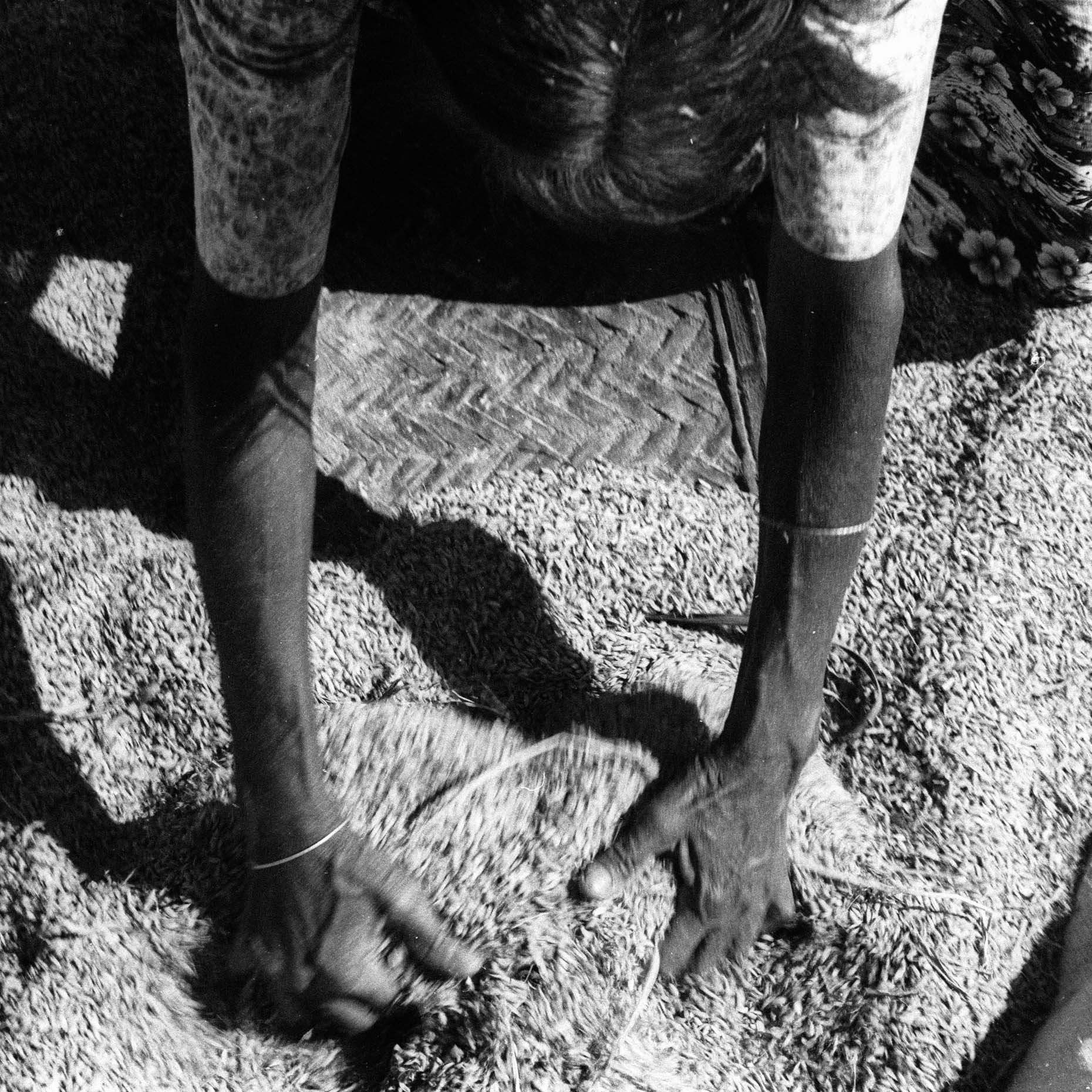 cleaning rice